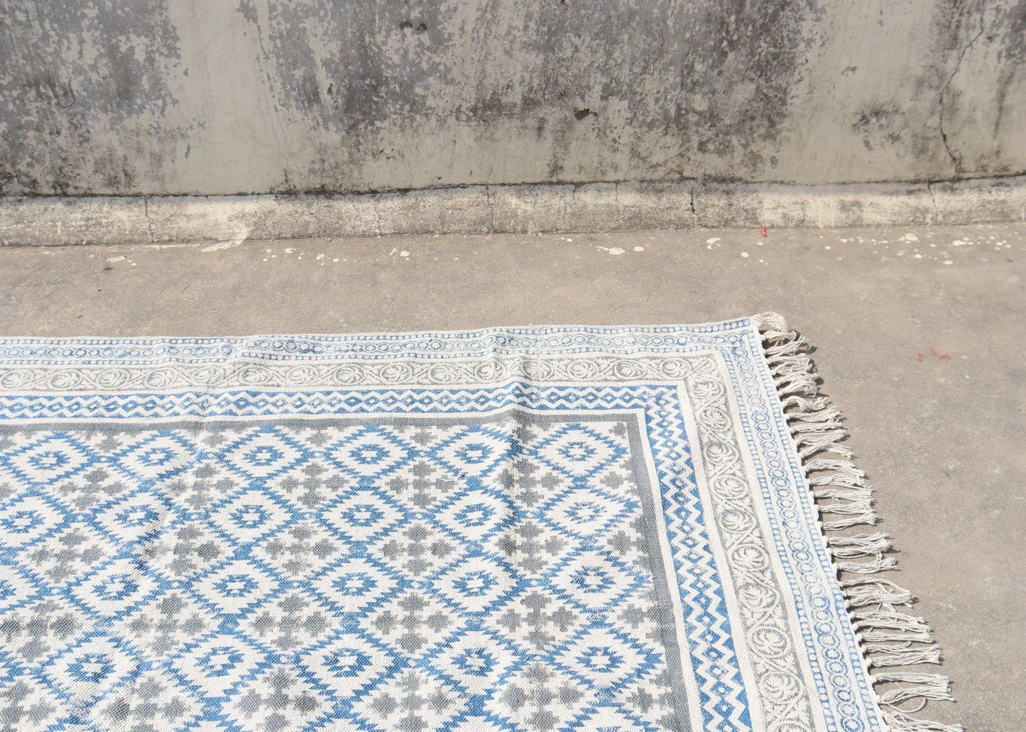 Outdoor rugs